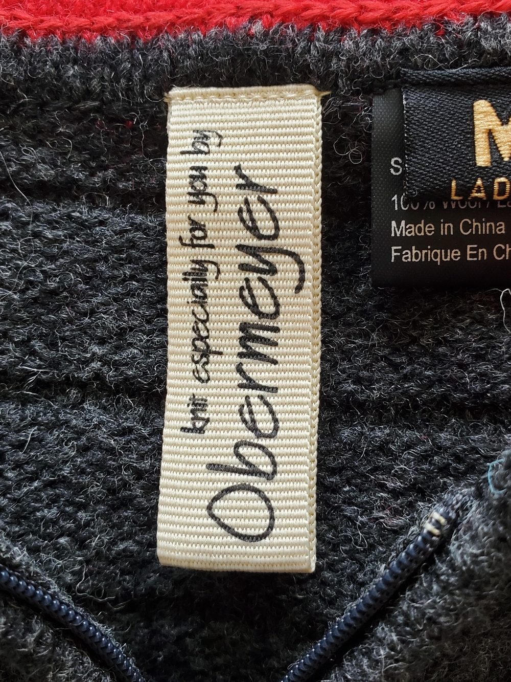 Obermeyer Charcoal & Red Striped Hooded 100% Wool Sweater.  Size Medium - Picture 6 of 8